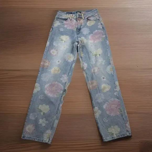 Wild Fable Jeans Women Sz 0 High Rise Light Wash Floral Pattern 90's Festival - Picture 1 of 12